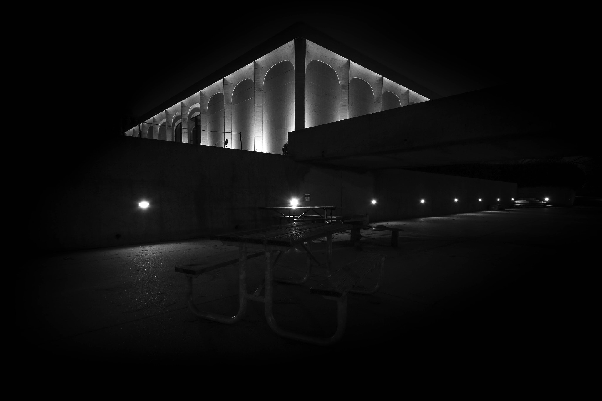 Sigma 10-20mm F3.5 EX DC HSM sample photo. Picnic table architecture photography