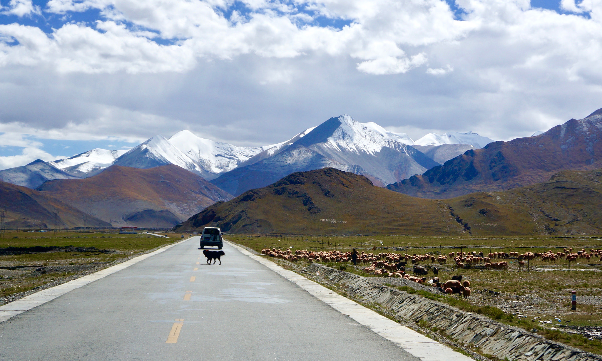 Sony Alpha NEX-5N sample photo. Road to himalayas photography