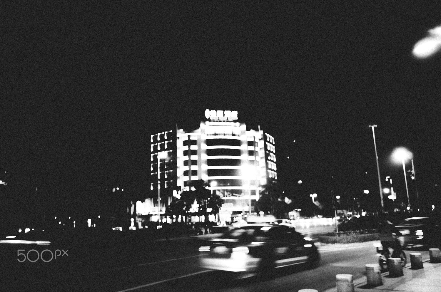 Ricoh GR II + GR Lens sample photo. Wandering in a lonely world photography