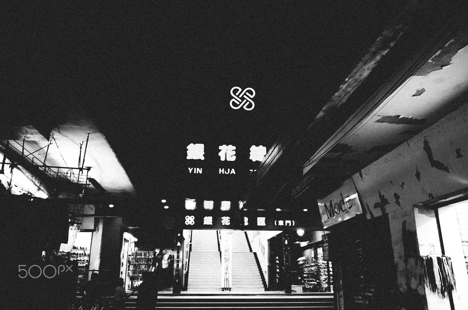 Ricoh GR II + GR Lens sample photo. Wandering in a lonely world photography