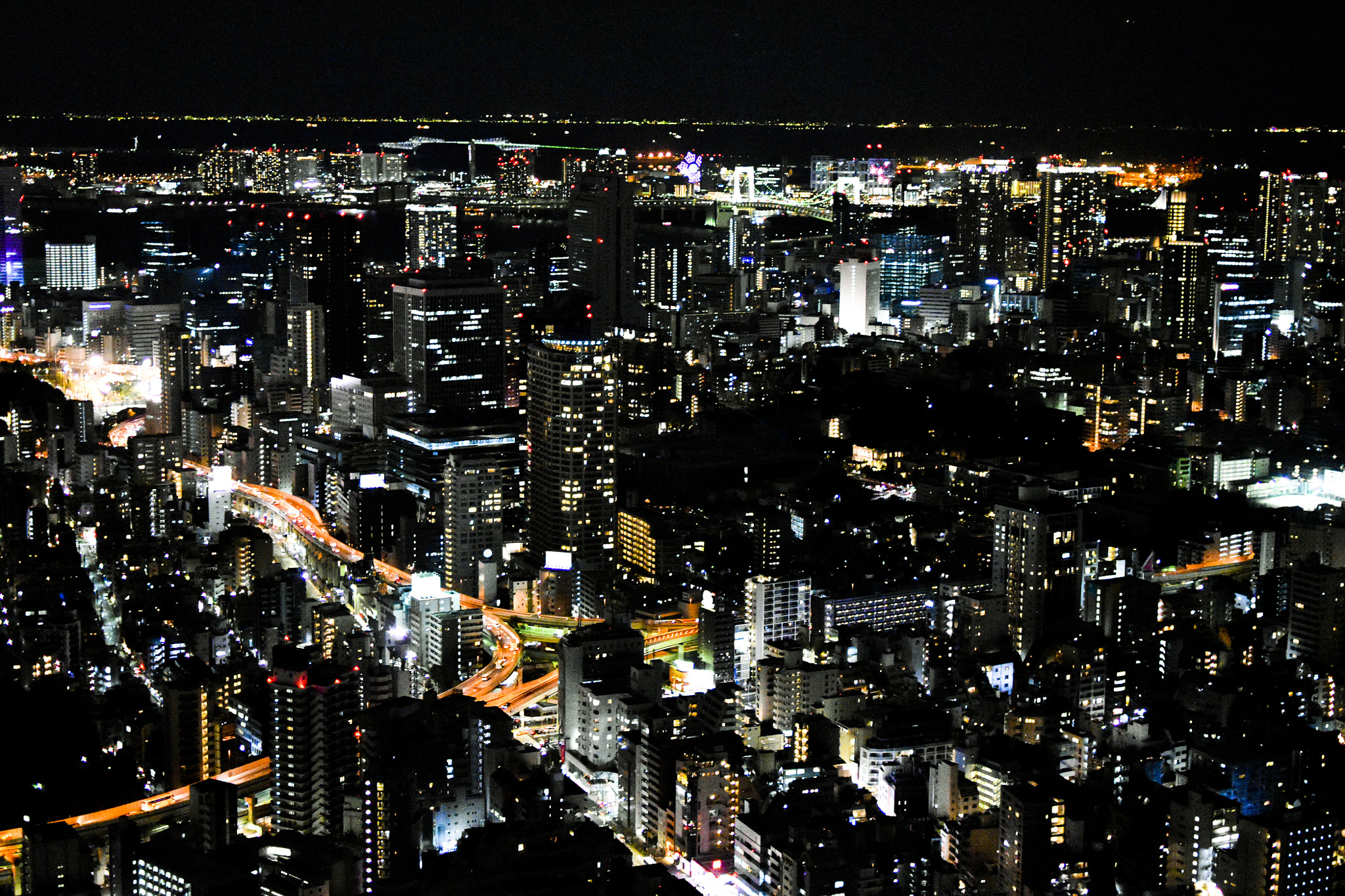 Nikon D5500 + Nikon AF-S DX Nikkor 35mm F1.8G sample photo. Tokyo, night, light boxes photography