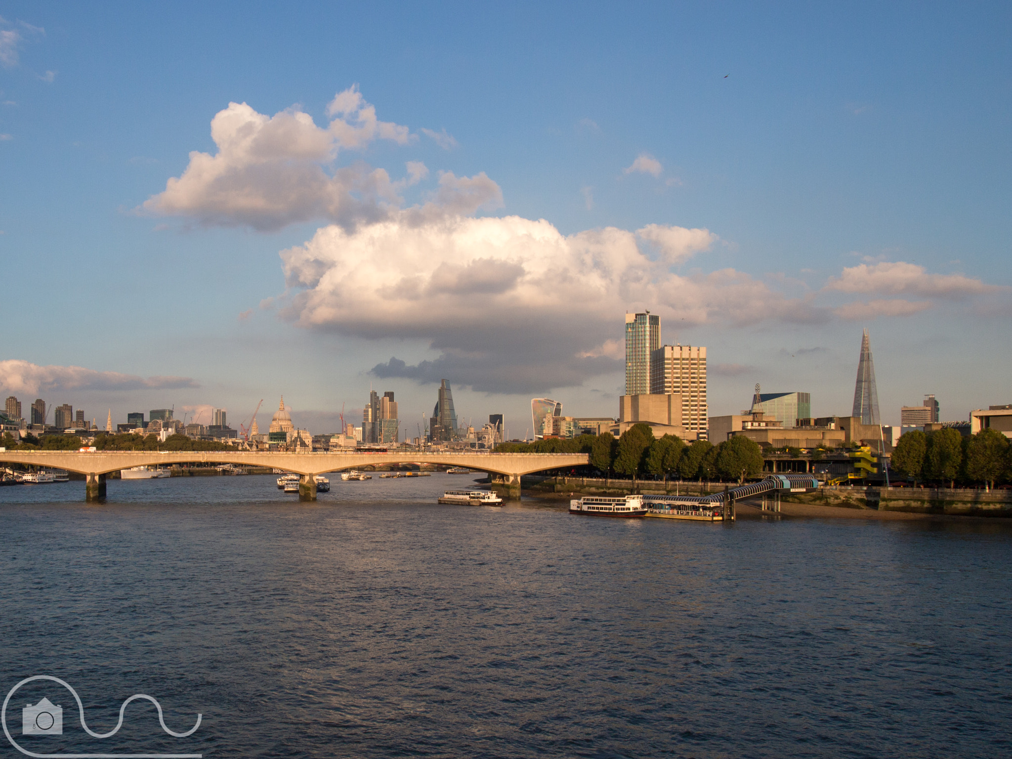 Olympus PEN E-PL3 sample photo. Waterloo bridge photography
