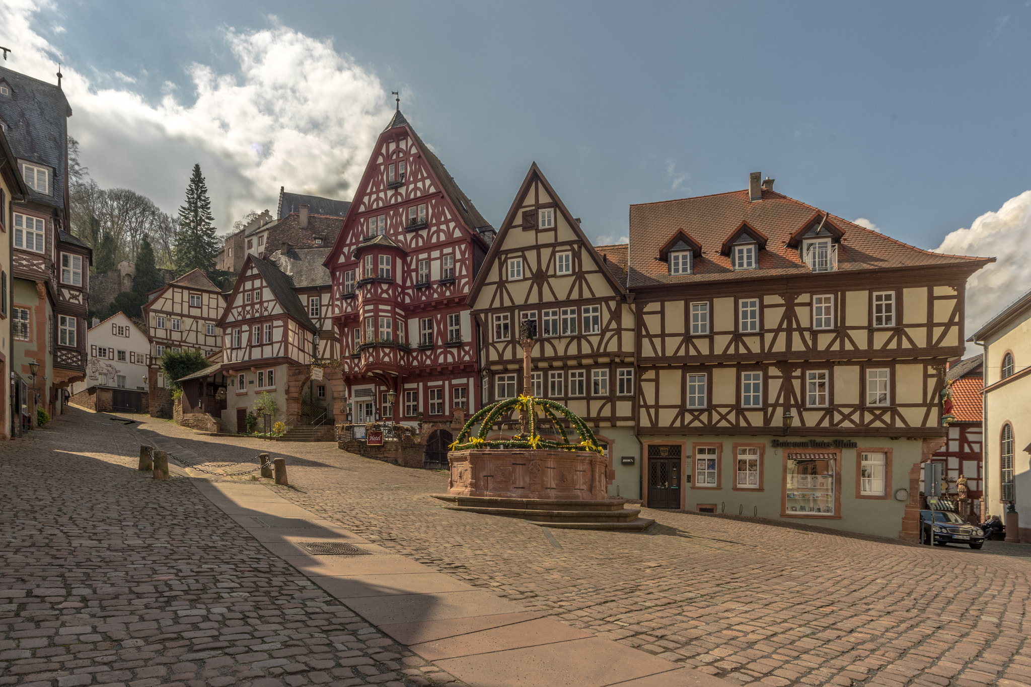 Sony a7 + Tamron 18-270mm F3.5-6.3 Di II PZD sample photo. Miltenberg - alter marktplatz photography