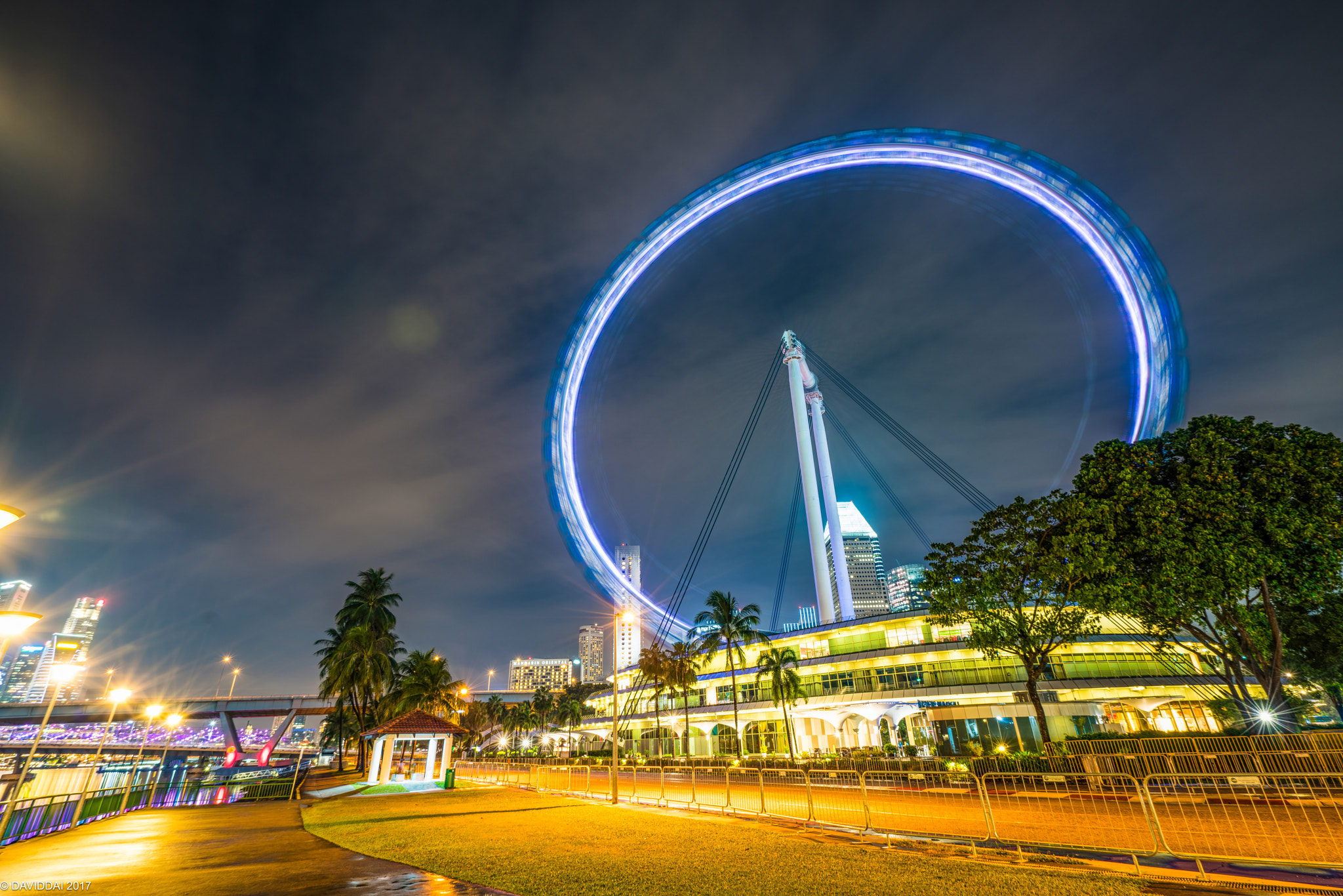 Sony a7R II + Sony Vario-Tessar T* FE 16-35mm F4 ZA OSS sample photo. Sky wheel in singapore photography