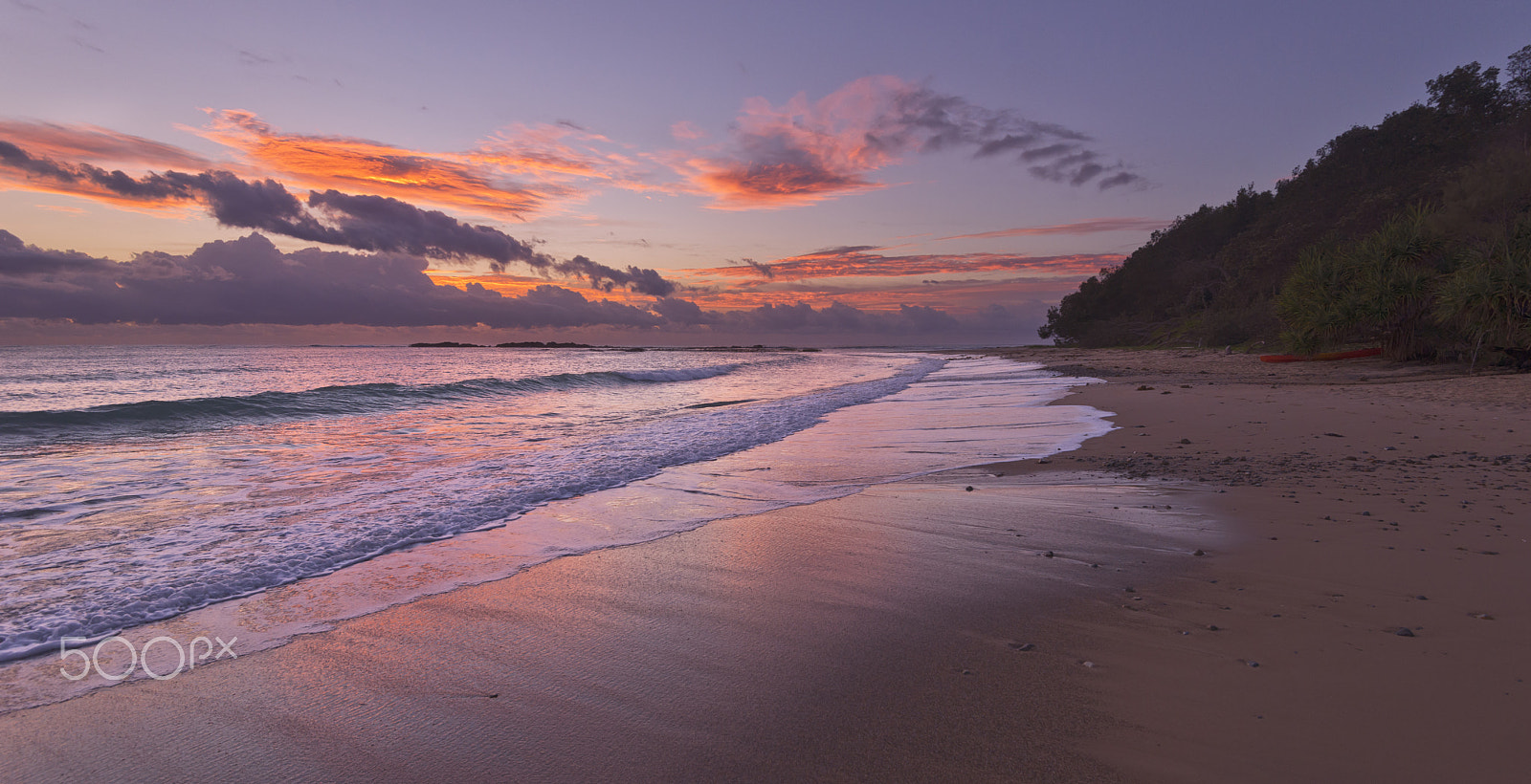 Nikon AF-S Nikkor 16-35mm F4G ED VR sample photo. Beach dawn 1 photography