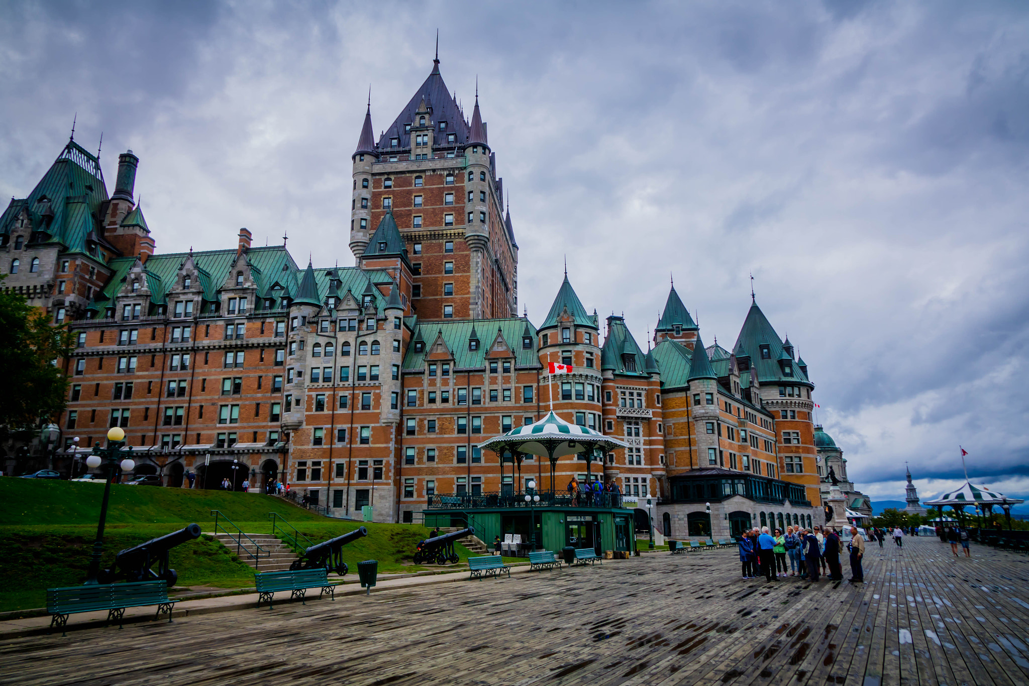 24-200mm F2.8 sample photo. Fairmont le château frontenac photography