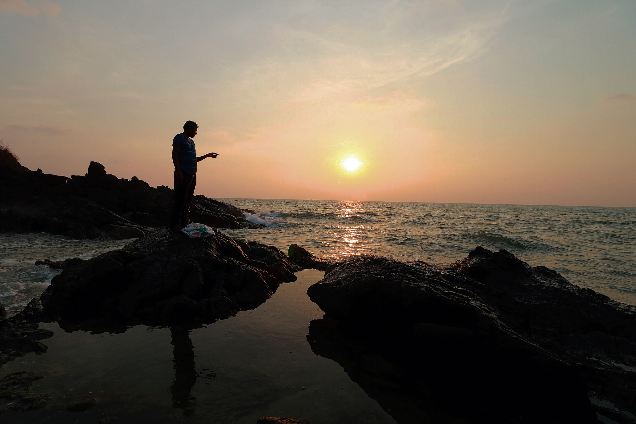 Canon EOS 760D (EOS Rebel T6s / EOS 8000D) sample photo. A fisherman! photography