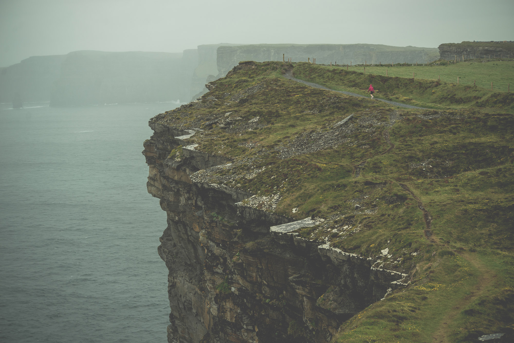Nikon D610 sample photo. Running at misty cliffs of moher photography