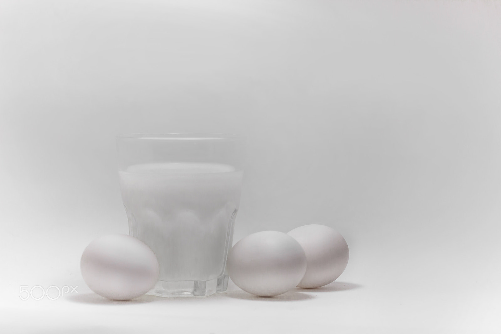 Canon EOS 7D + Canon EF 50mm F1.8 STM sample photo. Milk in a glass jar and eggs photography
