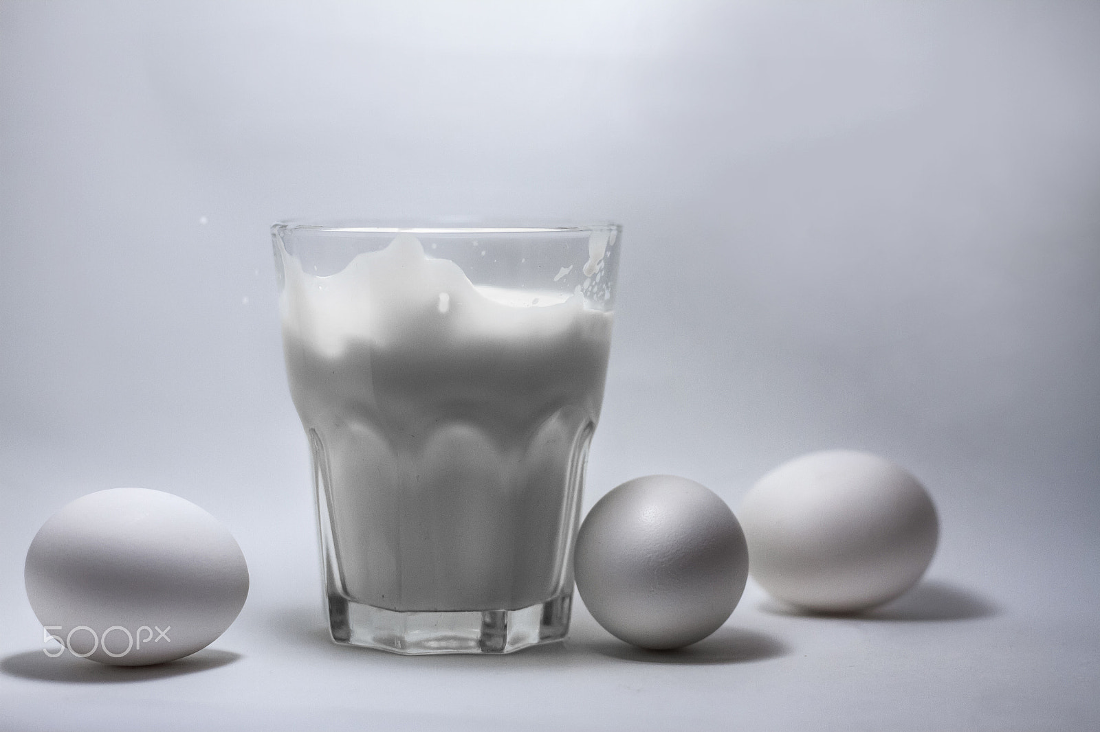 Canon EOS 7D + Canon EF 50mm F1.8 STM sample photo. Milk in a glass jar and eggs photography