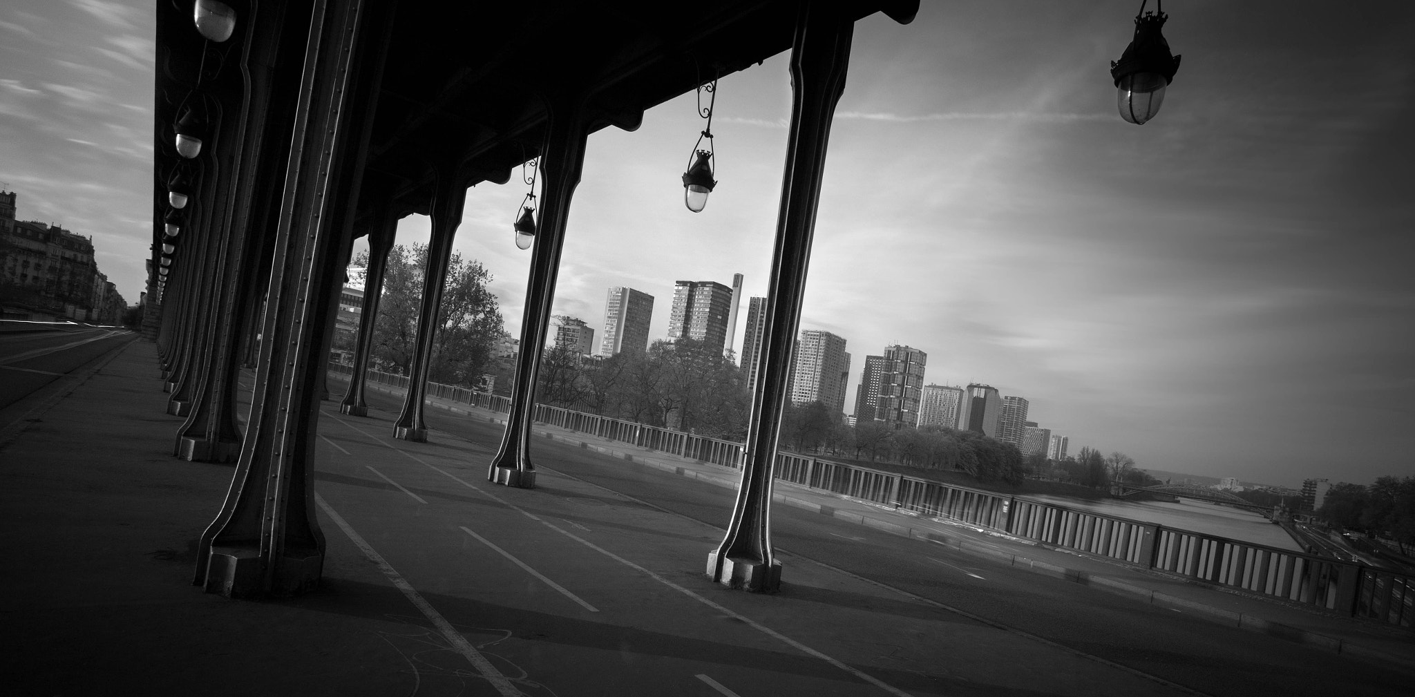 Canon EF 17-40mm F4L USM sample photo. Pont bir hakeim photography