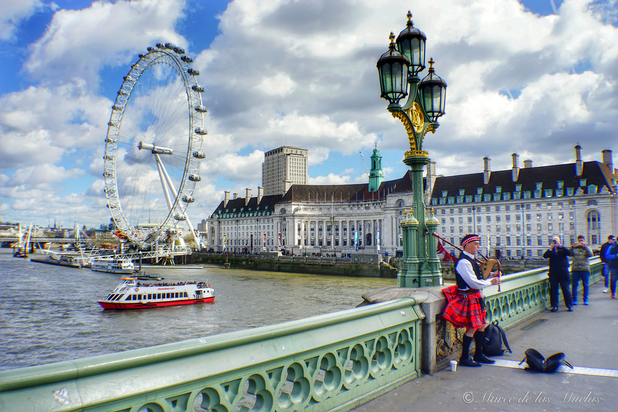 Sony a7R + Sony FE 28-70mm F3.5-5.6 OSS sample photo. Londres photography