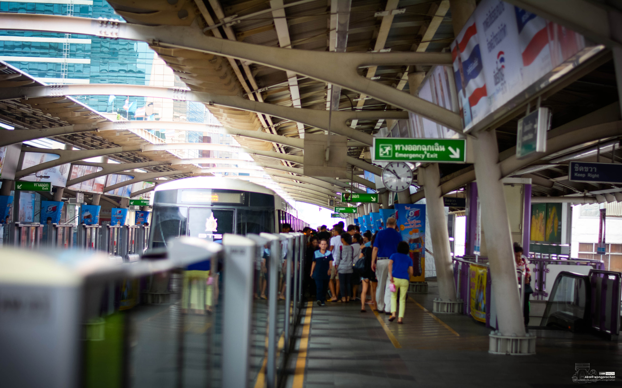 Nikon D7100 + Nikon AF-S Nikkor 50mm F1.8G sample photo. Come and go photography