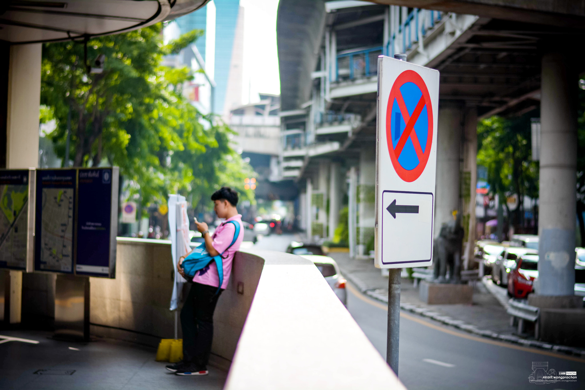Nikon D7100 + Nikon AF-S Nikkor 50mm F1.8G sample photo. Waiting.. photography