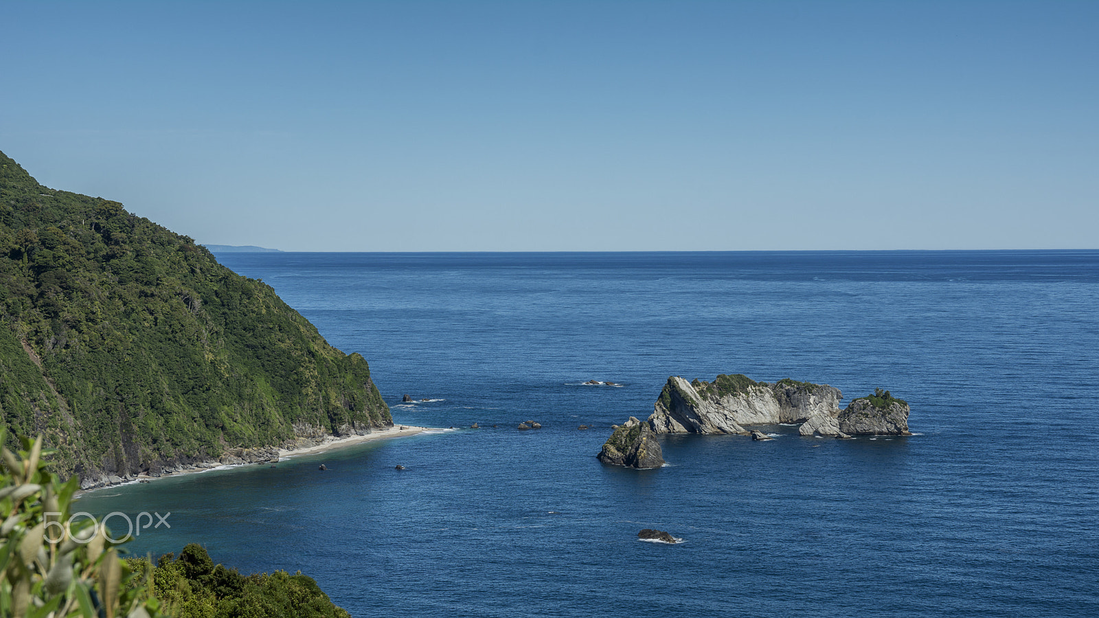 Sigma 17-50mm F2.8 EX DC OS HSM sample photo. Knights point lookout photography