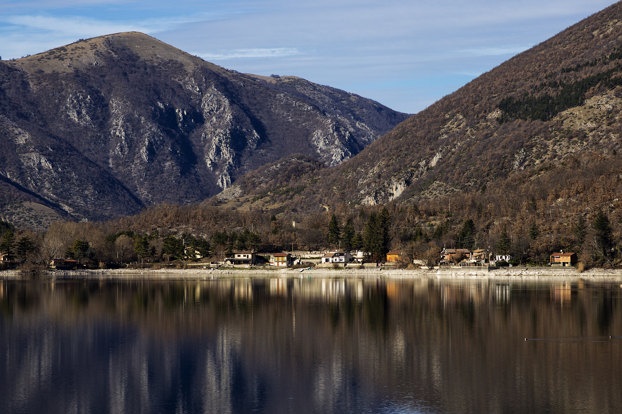 Canon EOS 6D + Canon EF 70-210mm f/4 sample photo. Mountain landscape photography