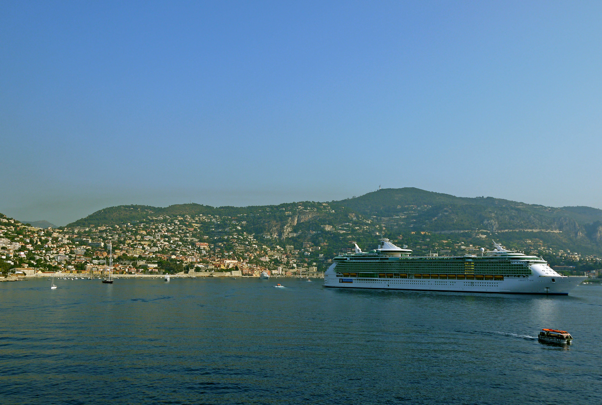 Panasonic Lumix DMC-GF3 sample photo. Villefranche, france. photography