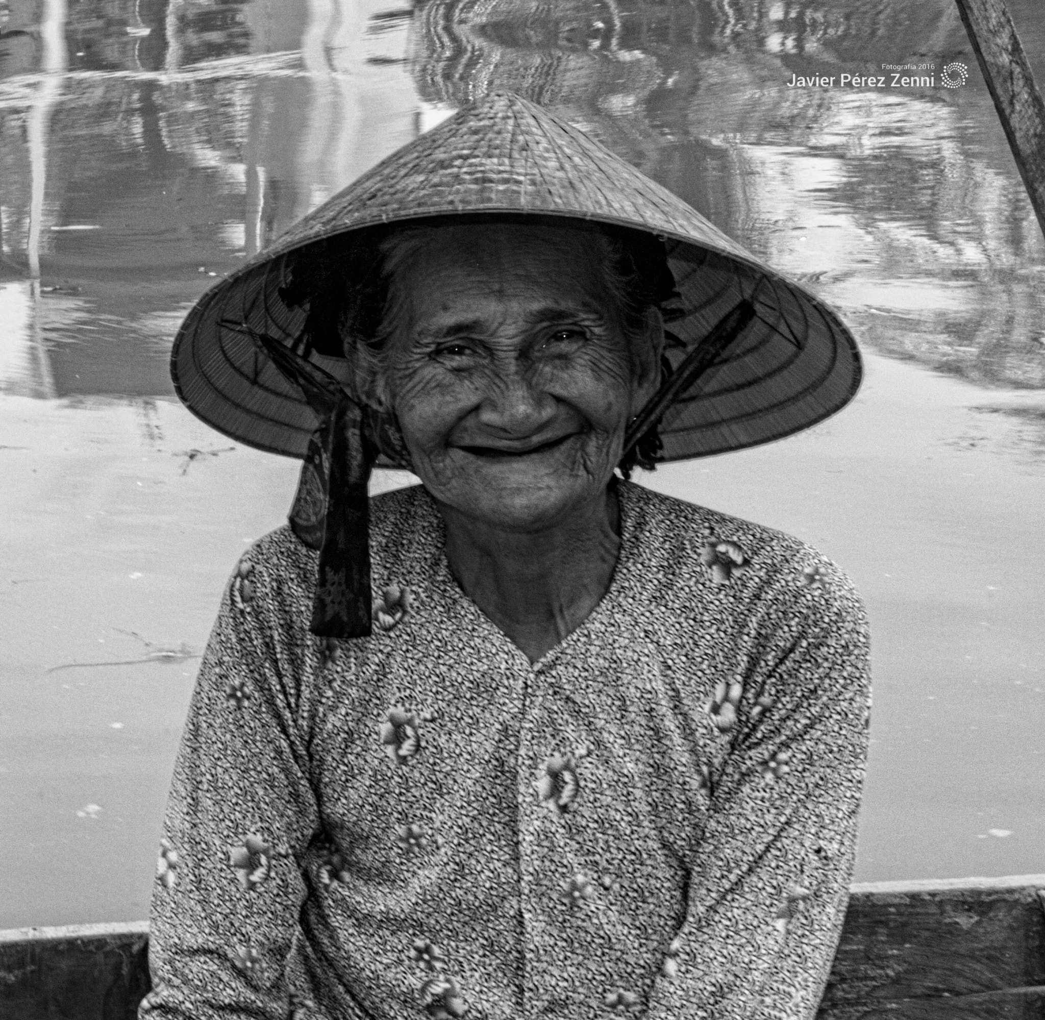Canon EF-S 17-55mm F2.8 IS USM sample photo. People of vietnam vii photography