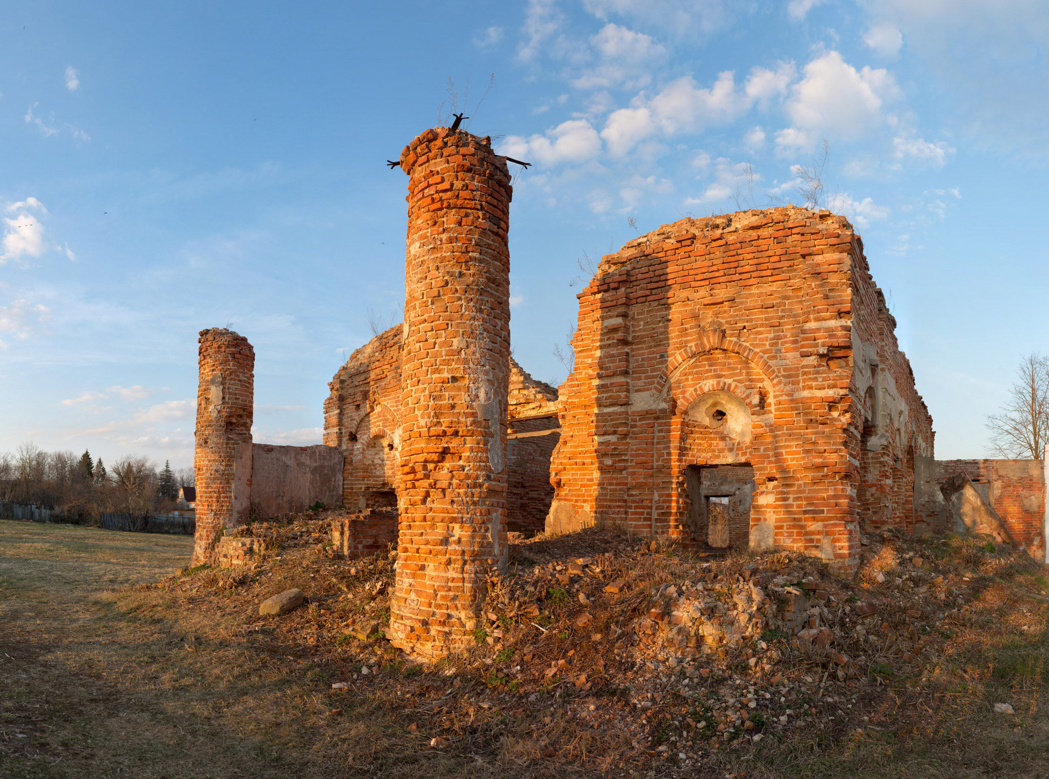 Canon EF 50mm F1.2L USM sample photo. Republic of belarus, gomel region, town of korma. destroyed kormyanskaya st. nicholas church. photography