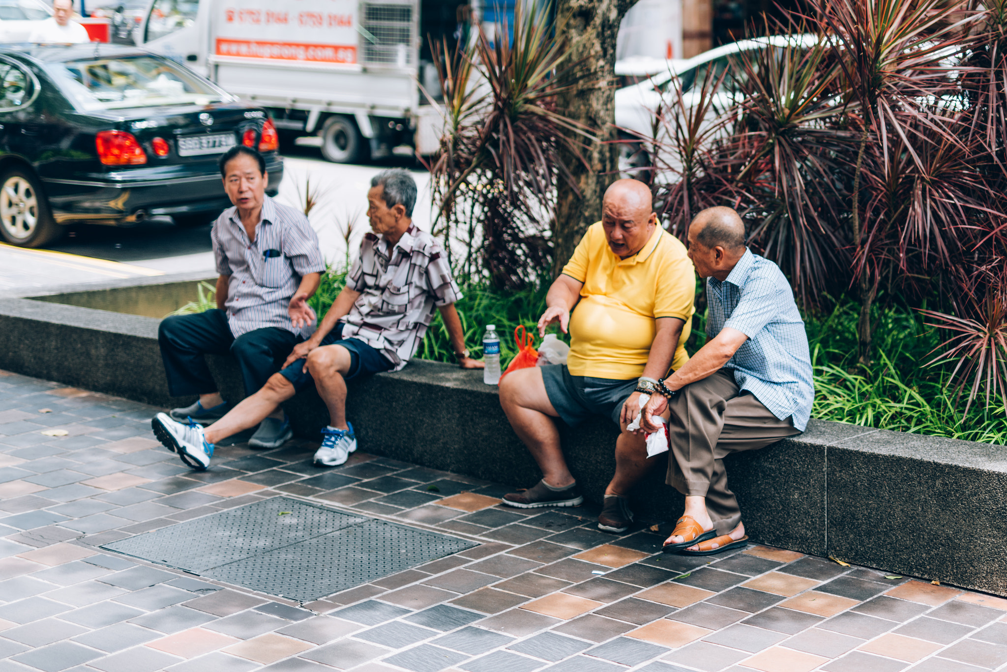 Sigma 50mm F1.4 DG HSM Art sample photo. Chinatown street photog photography