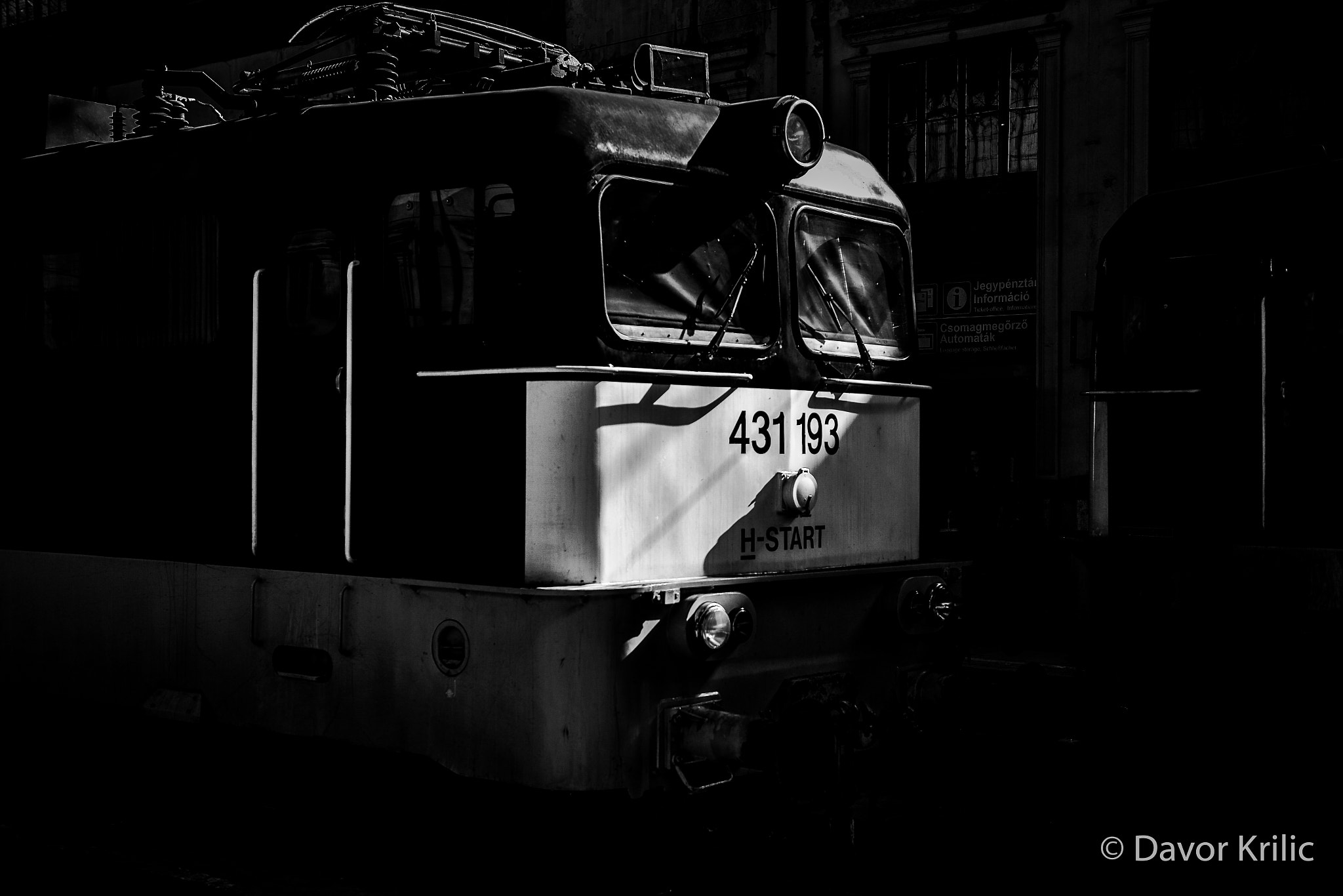 Nikon AF-S Nikkor 24-70mm F2.8G ED sample photo. Budapest photography