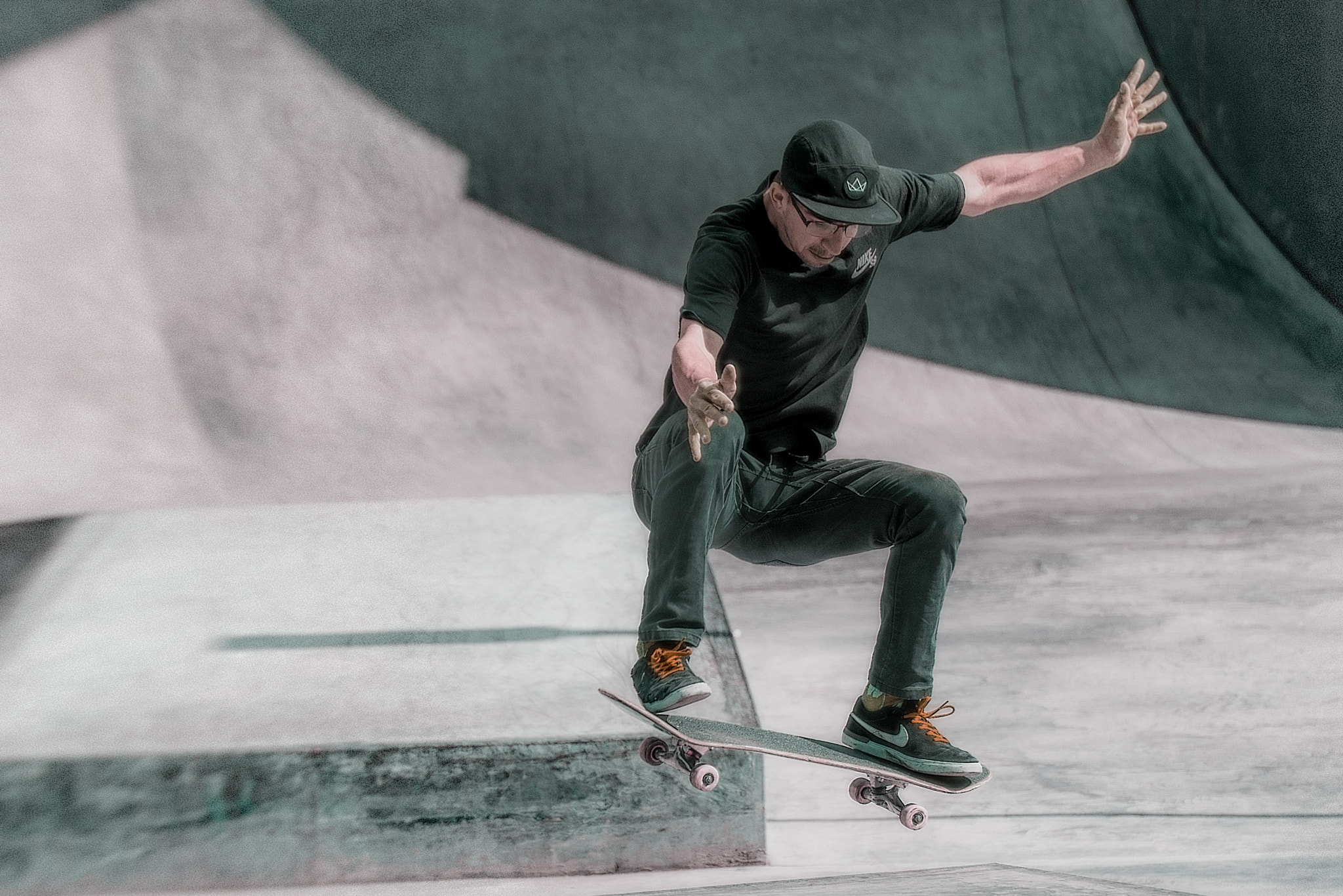 Nikon D7200 sample photo. Defying gravity photography