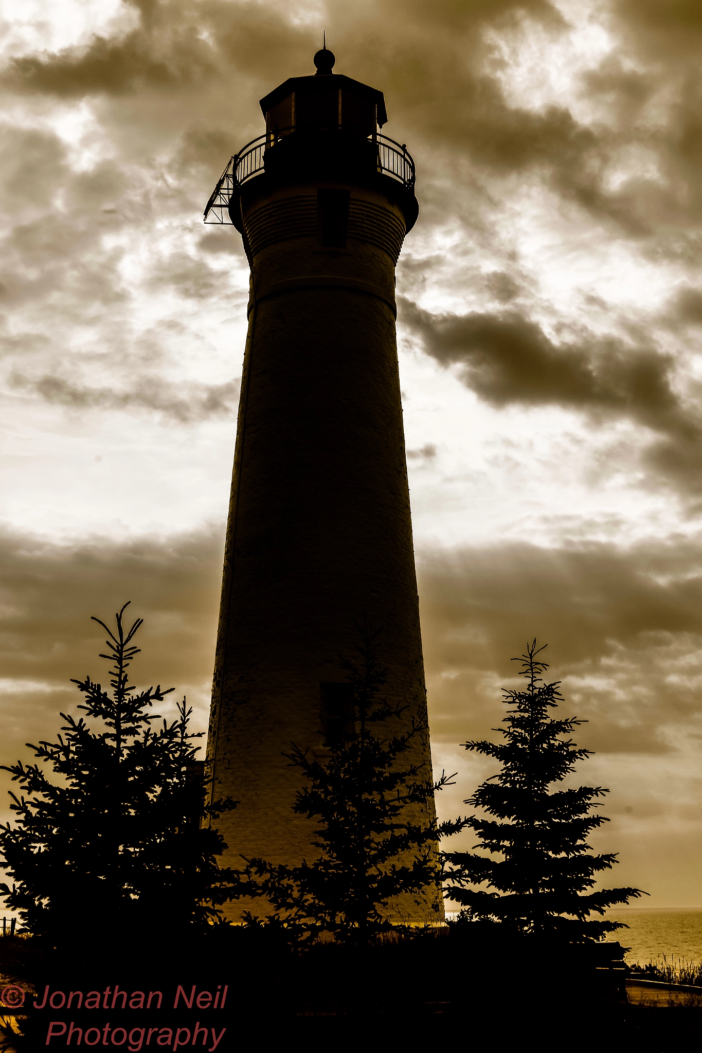 Canon EOS 70D sample photo. Michigan lighthouse photography