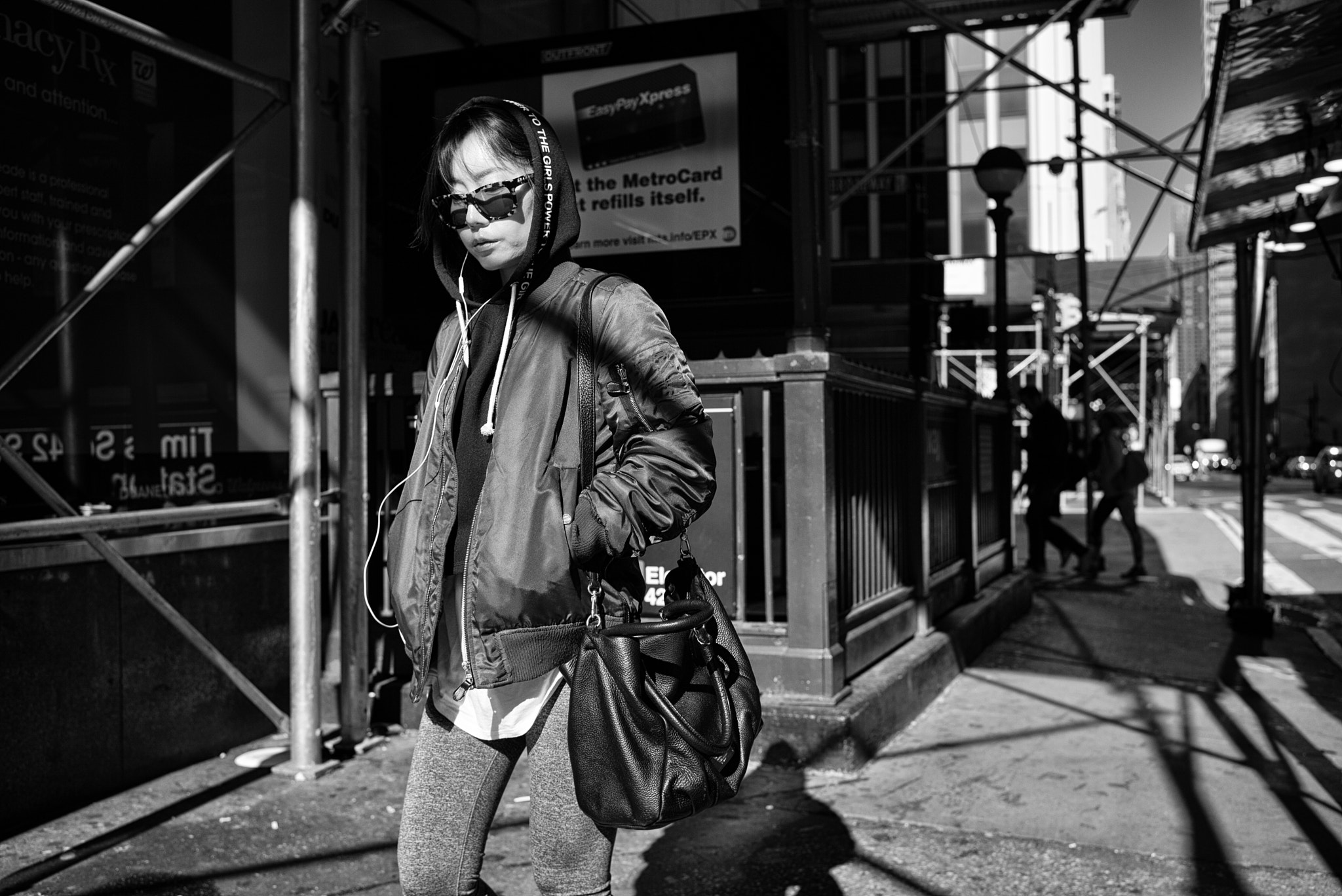 Leica Summilux-M 35mm F1.4 ASPH sample photo. Street photo nyc photography