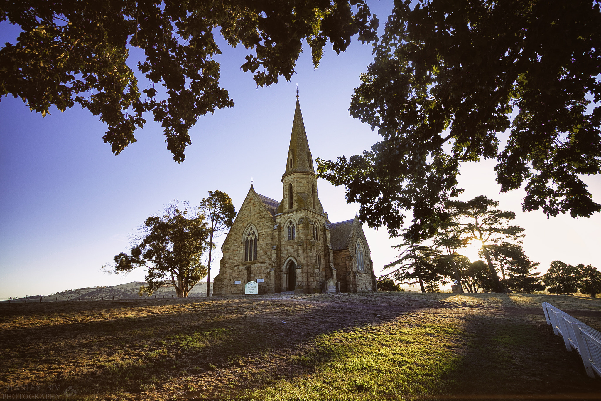 Canon EOS 50D + Canon EF-S 10-22mm F3.5-4.5 USM sample photo. Uniting church in dusk photography