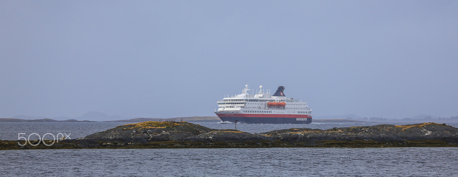 Canon EF 70-300mm F4-5.6L IS USM sample photo. Coastal liner ms nordkapp traveling southward photography