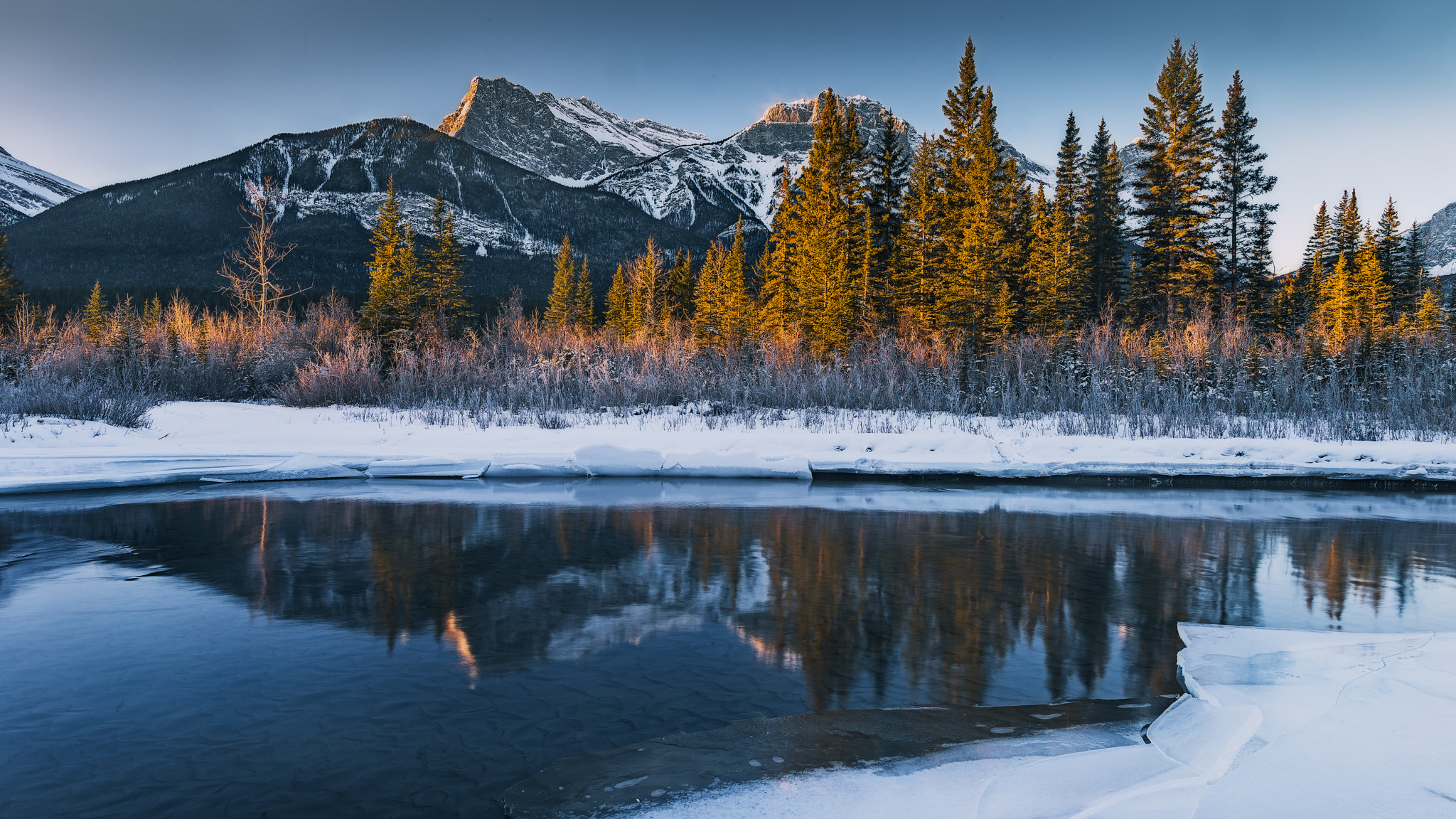 Nikon D800E sample photo. Three sisters peak photography