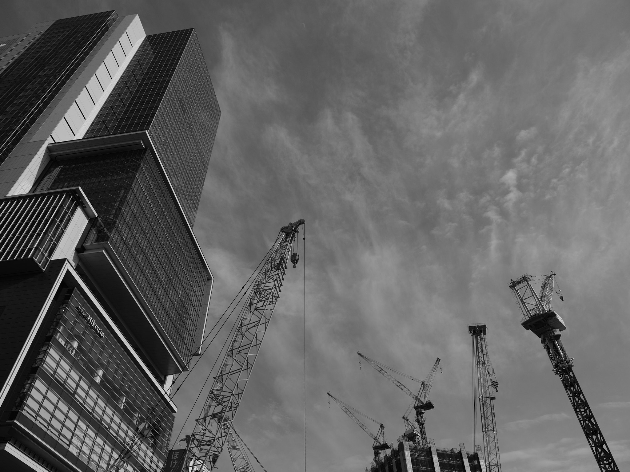 Fujifilm GF 32-64mm F4 R LM WR sample photo. Shibuya underconstruction photography