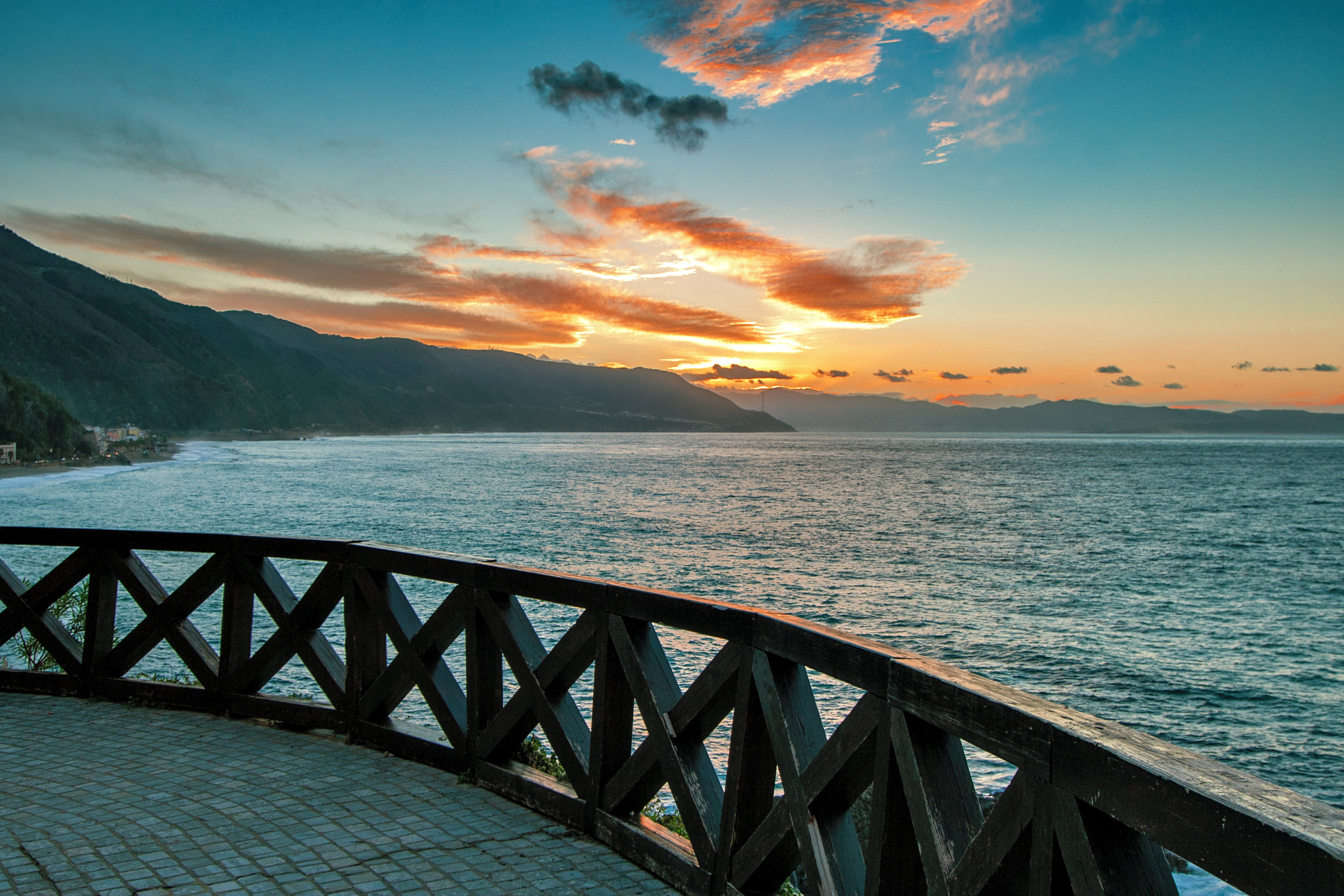 Canon EOS 30D sample photo. Sunset in bagnara calabra photography