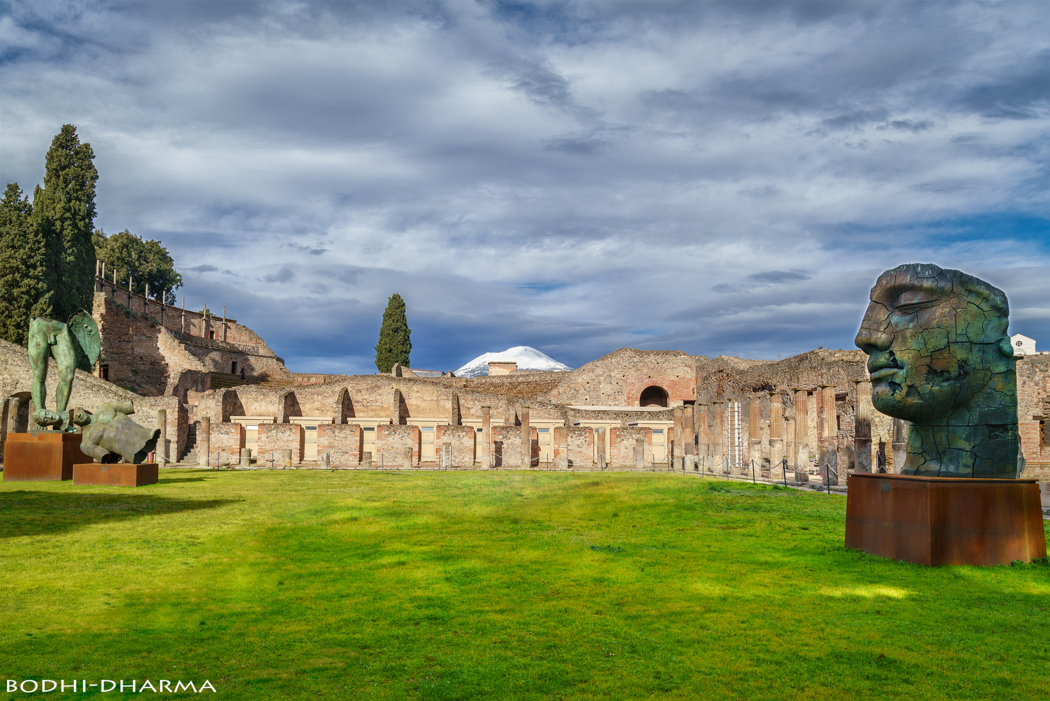 Sony a7R II + Canon EF 11-24mm F4L USM sample photo. Hdr photography