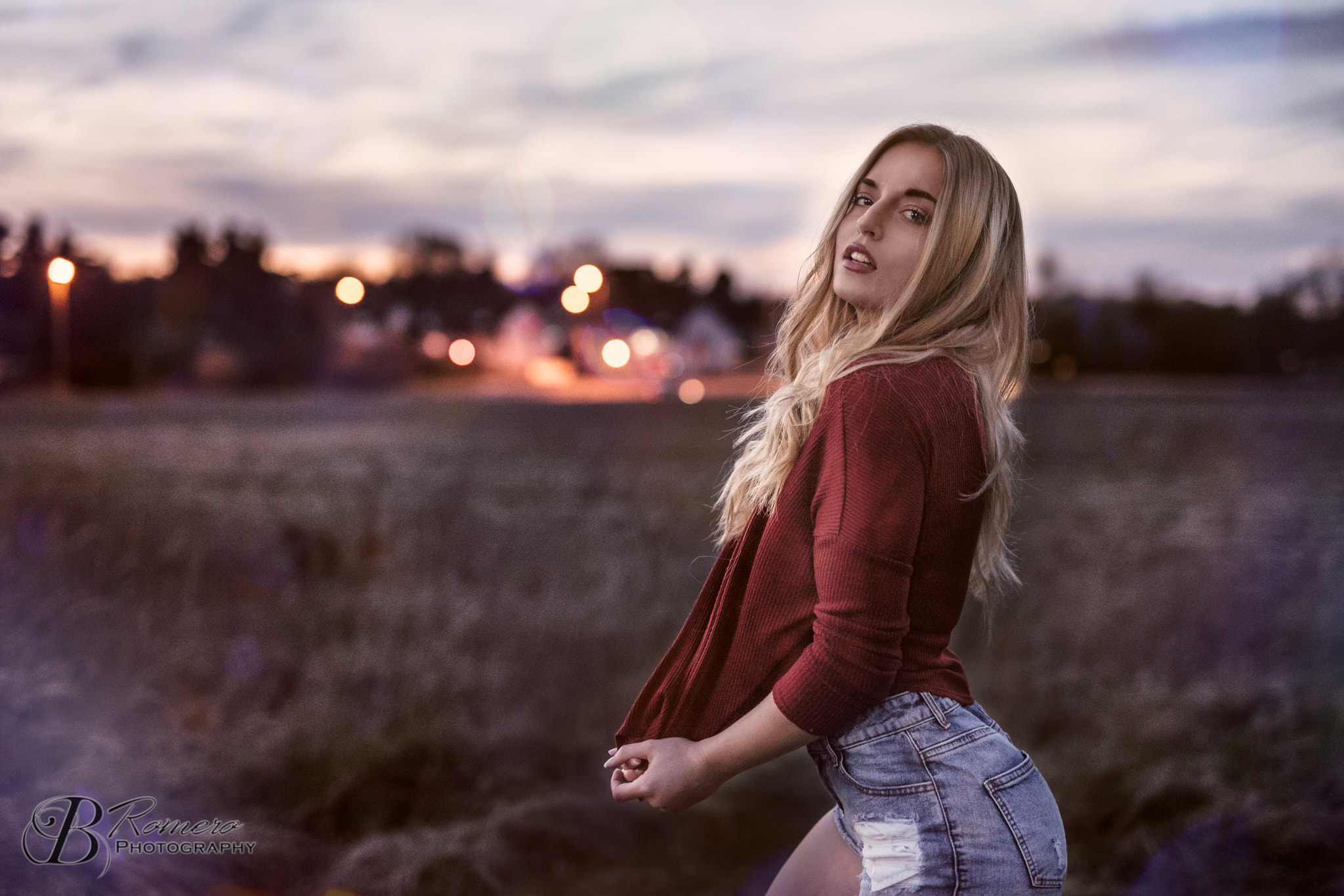 Sigma 50mm F1.4 DG HSM Art sample photo. Background traffic photography