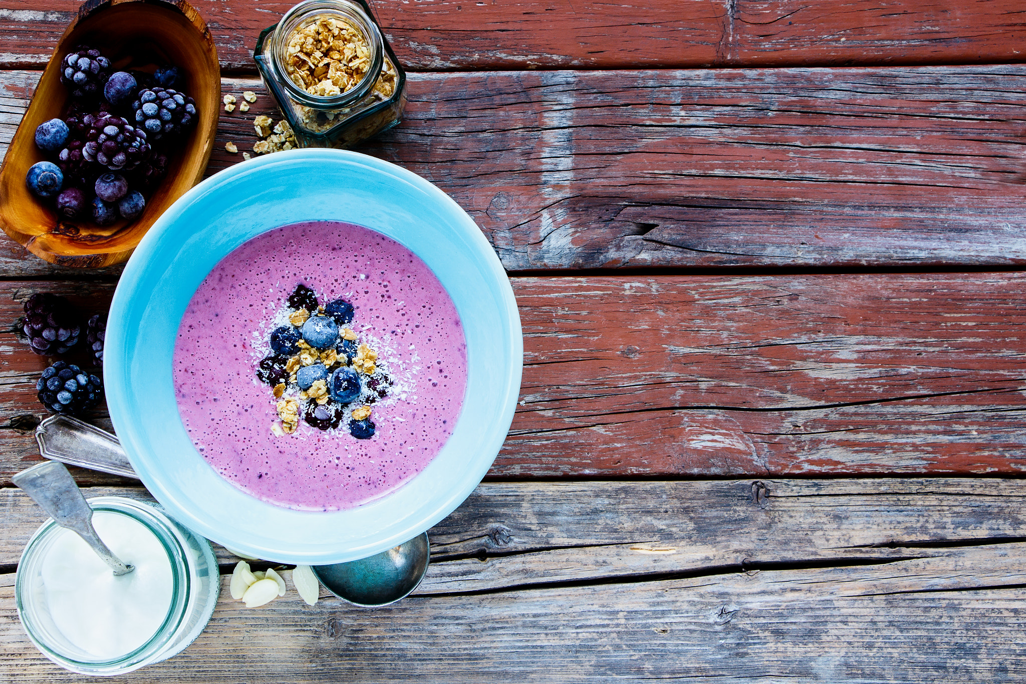 Bowl of berry smoothie