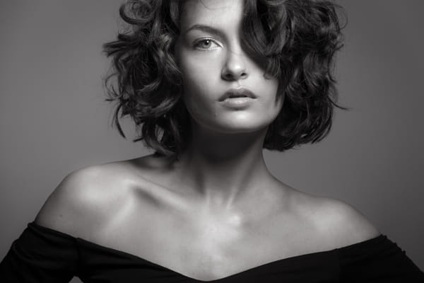 LAURA-ANNA
