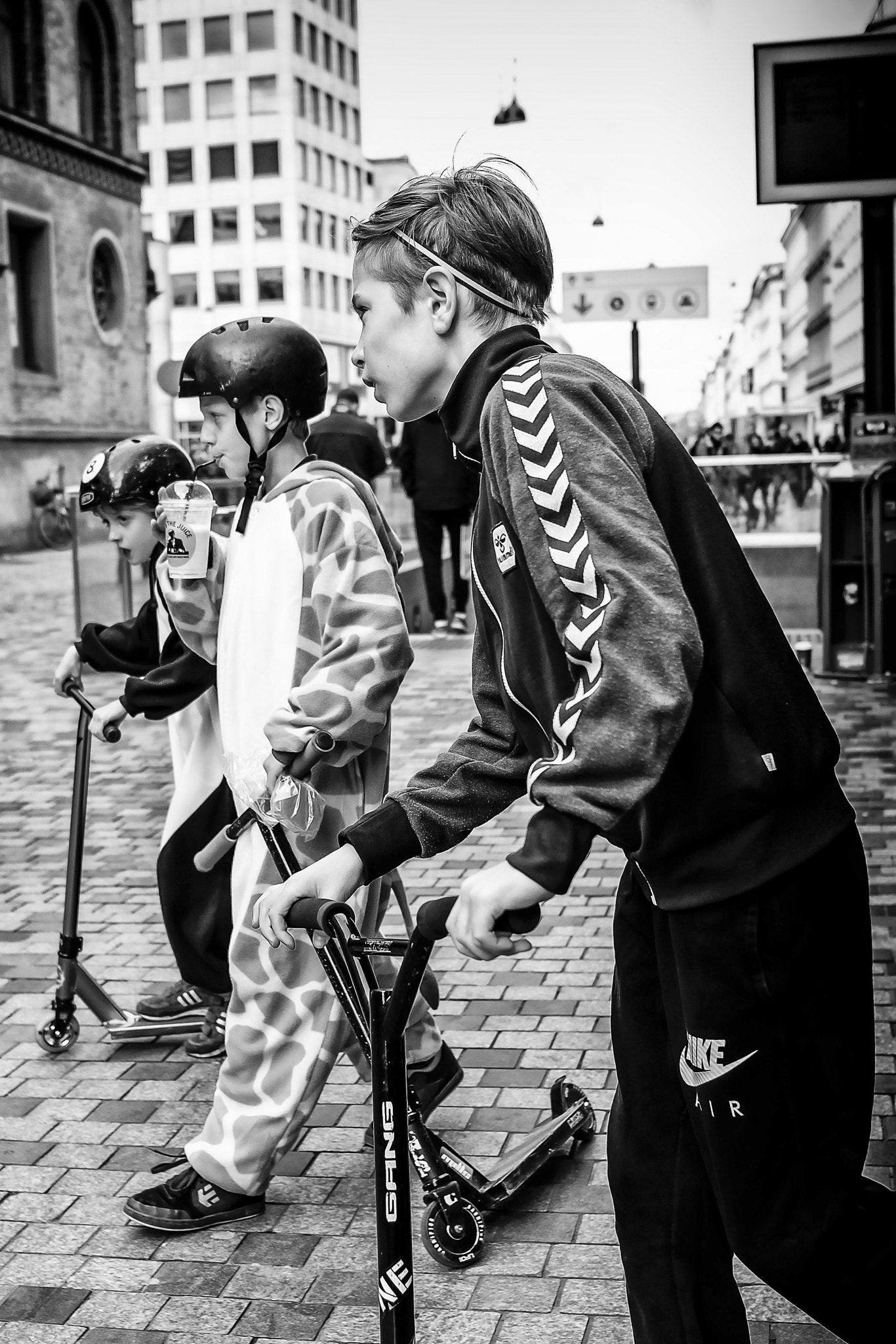 Fujifilm X-Pro2 + Fujifilm XF 23mm F2 R WR sample photo. Kids... photography