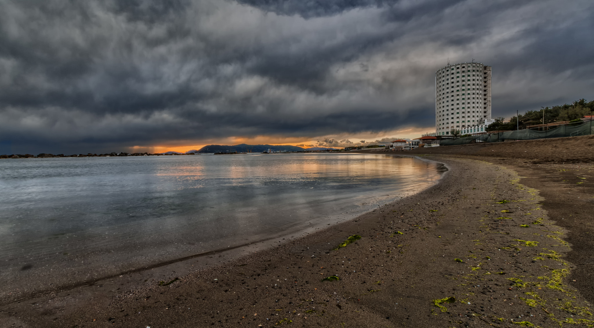 Sigma 10-20mm F3.5 EX DC HSM sample photo. At the end of the day photography