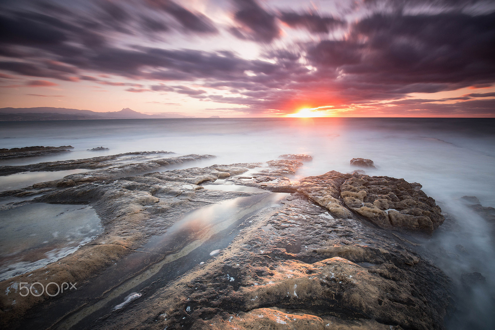 Canon EF 16-35mm F4L IS USM sample photo. Amanecer photography