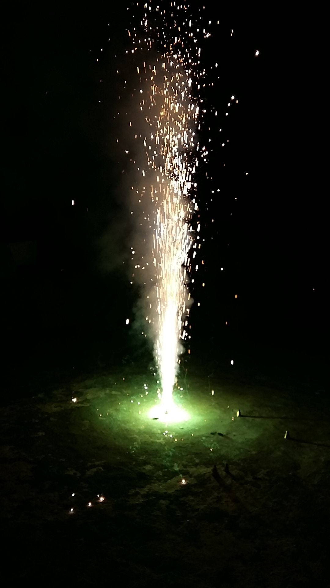 Samsung Galaxy A7 sample photo. Create a light photography