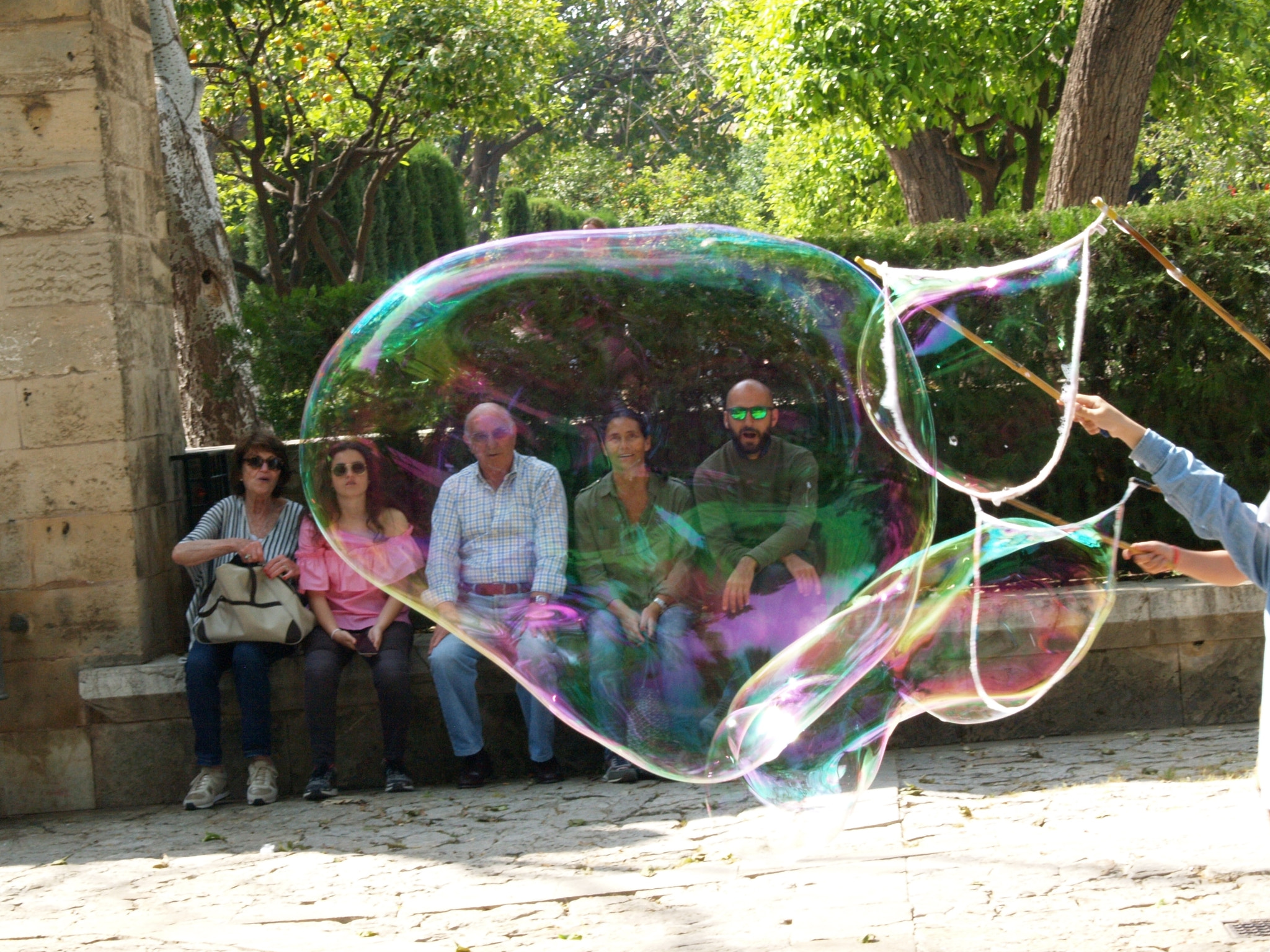 Olympus E-330 (EVOLT E-330) sample photo. Big bubble photography