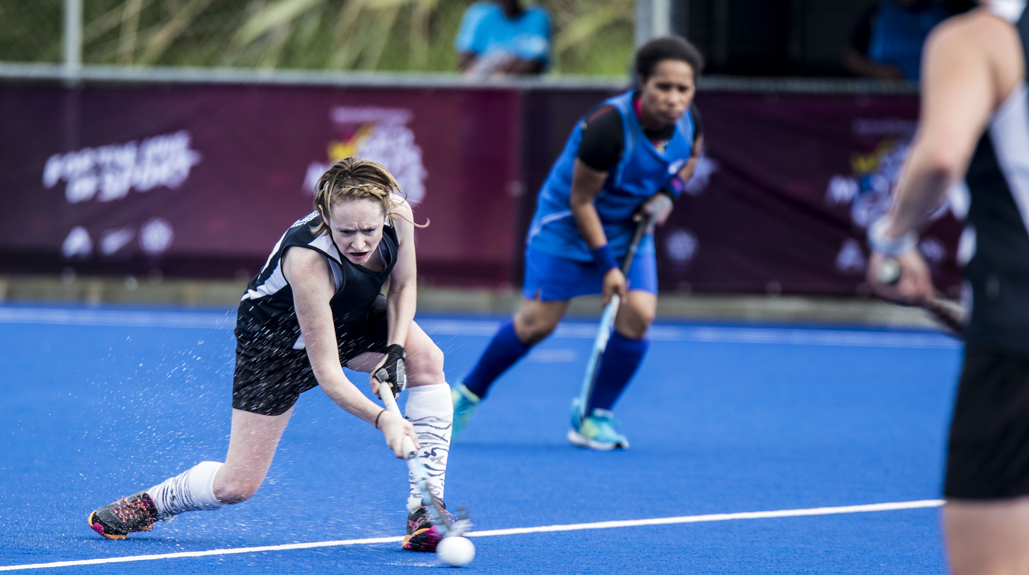 Canon EOS 7D Mark II + Sigma 120-300mm F2.8 EX DG HSM sample photo. Ladies masters hockey photography