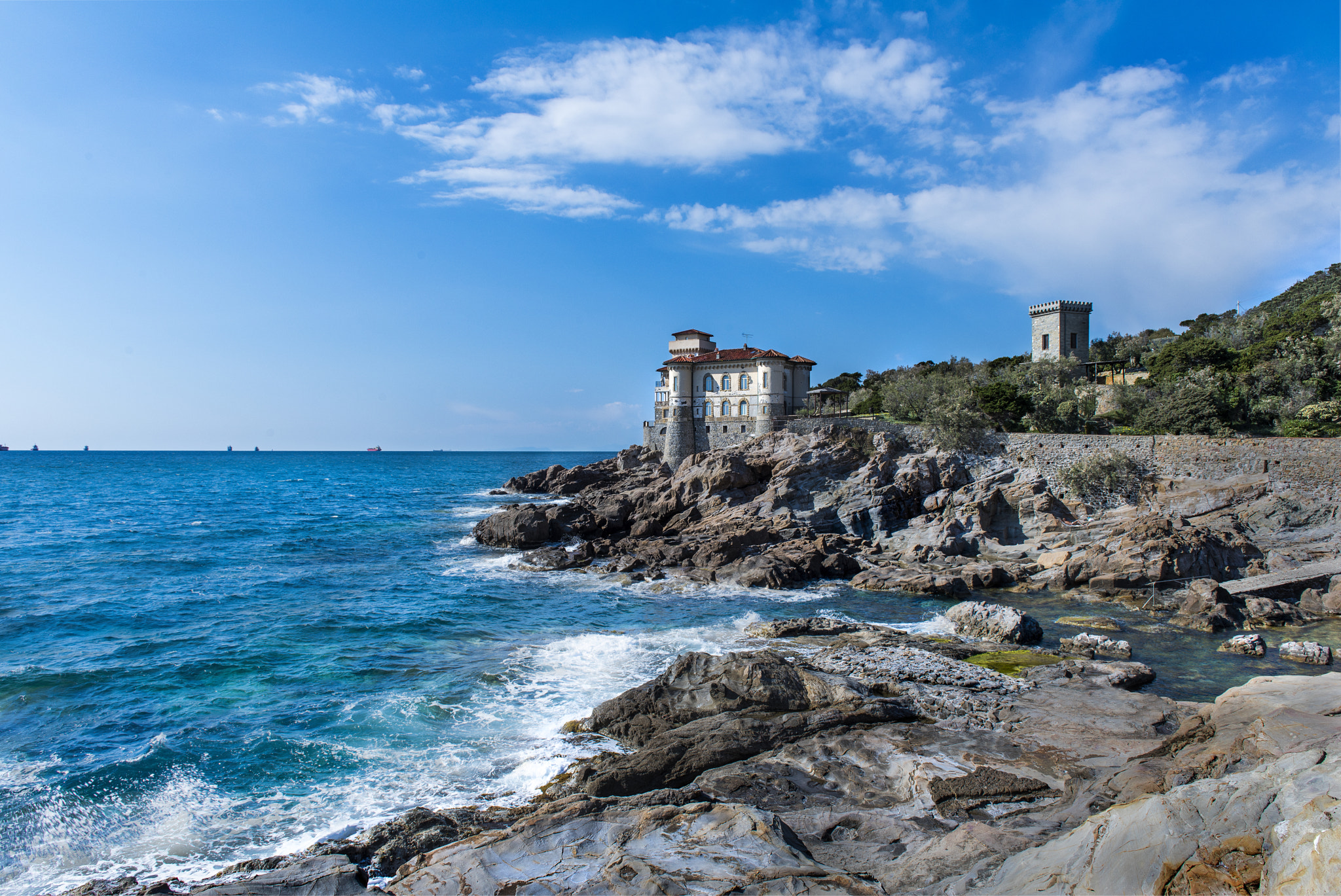 Nikon AF-S Nikkor 24-70mm F2.8G ED sample photo. Castel boccale photography
