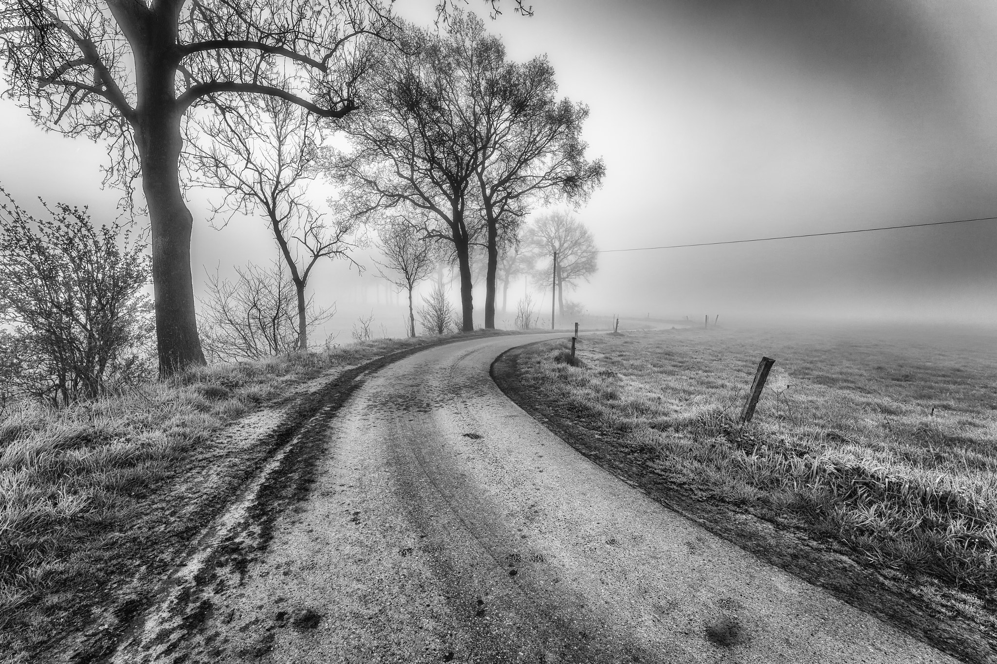 Canon 15mm sample photo. Approaching the farm photography