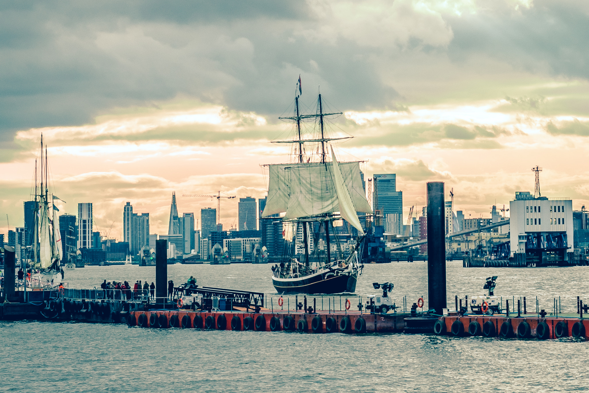 Sony SLT-A77 + Sony DT 16-50mm F2.8 SSM sample photo. The tall ships come photography