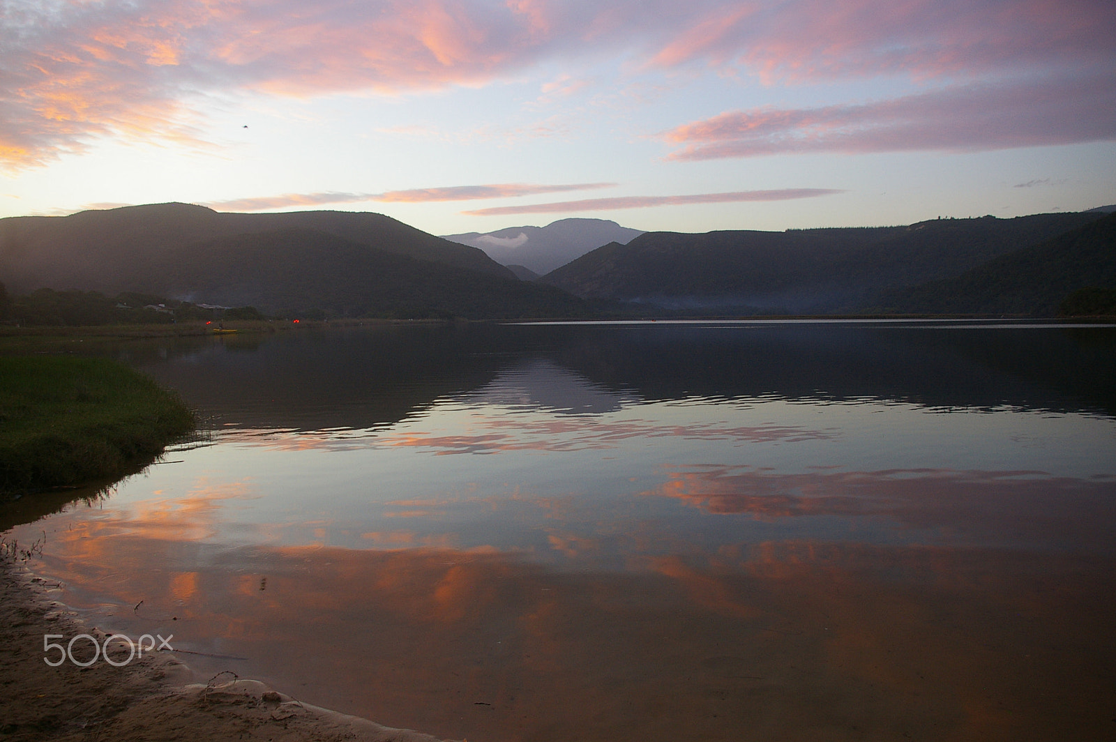 Pentax smc DA 18-55mm F3.5-5.6 AL sample photo. Dusk photography