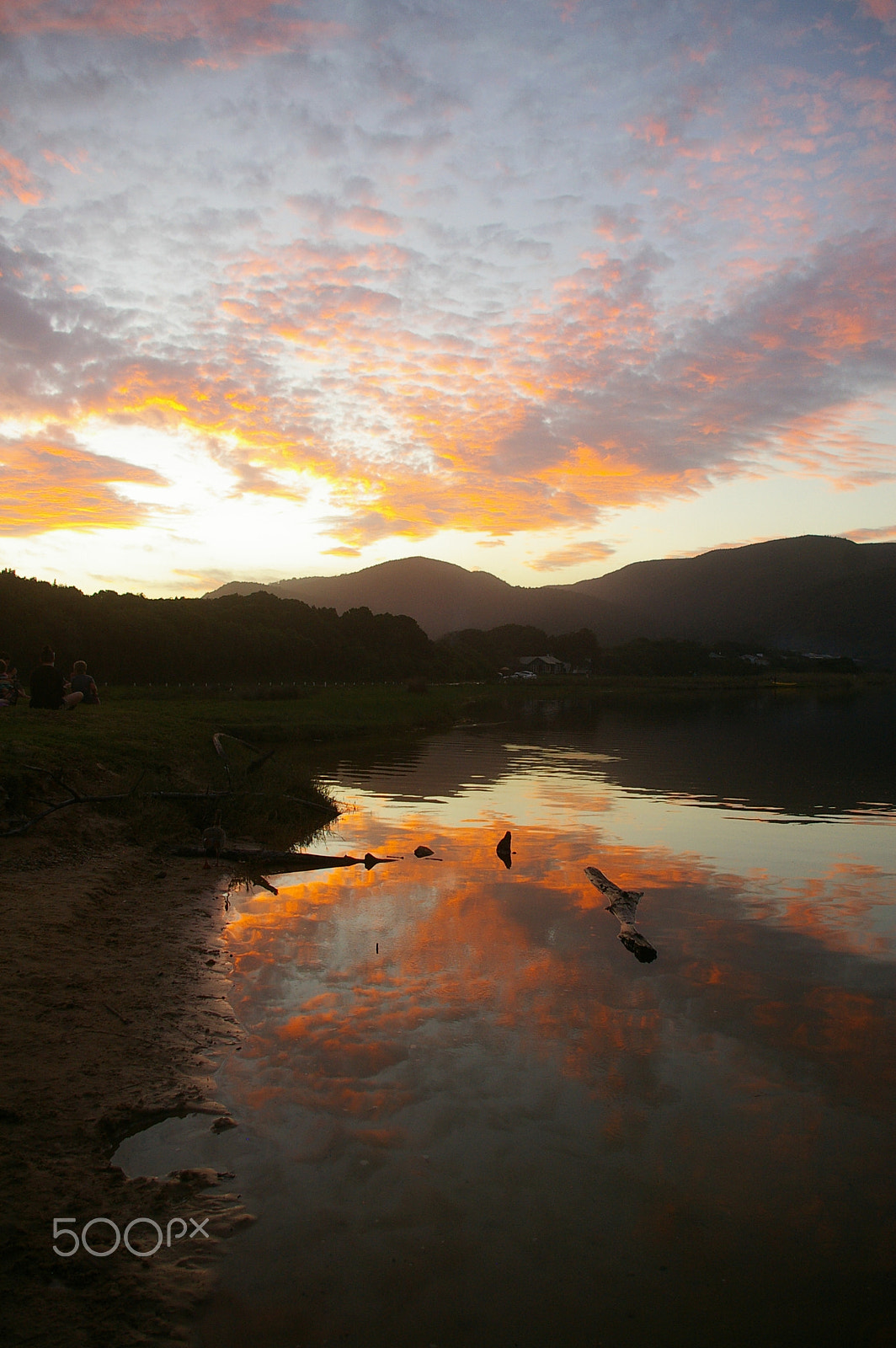 Pentax smc DA 18-55mm F3.5-5.6 AL sample photo. Lagoon sunset photography
