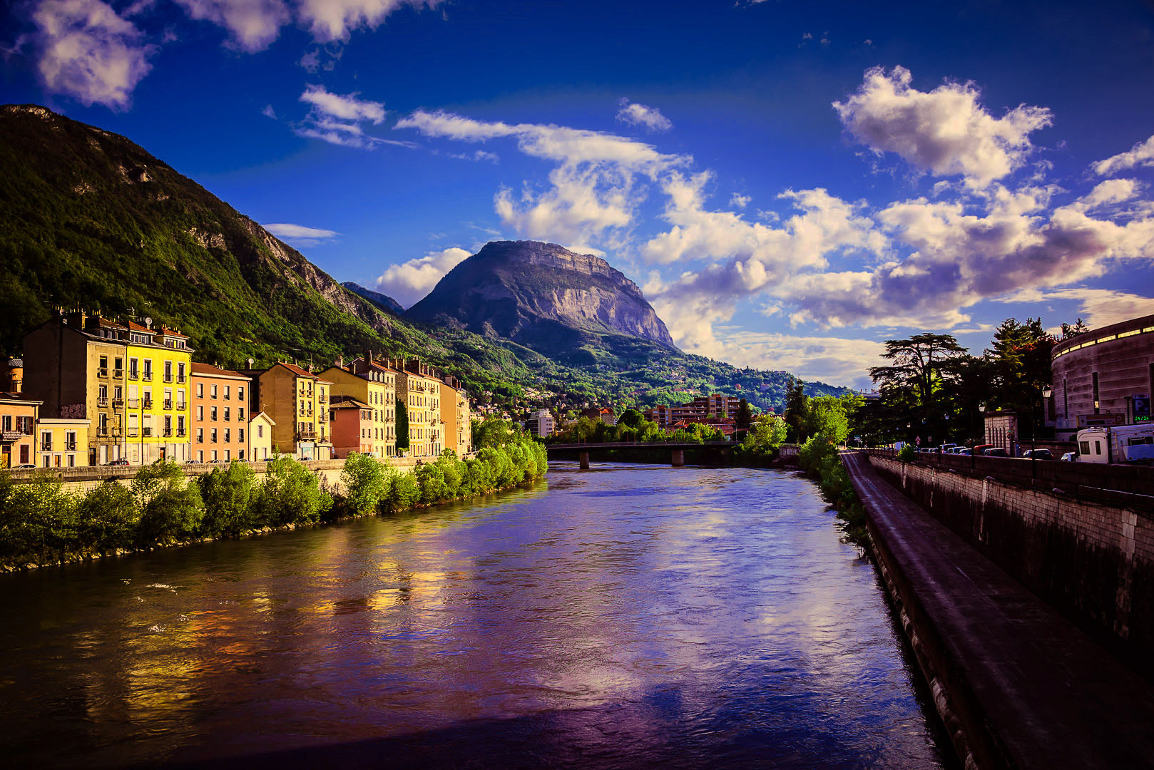 Nikon D610 sample photo. Isere river in the morning photography