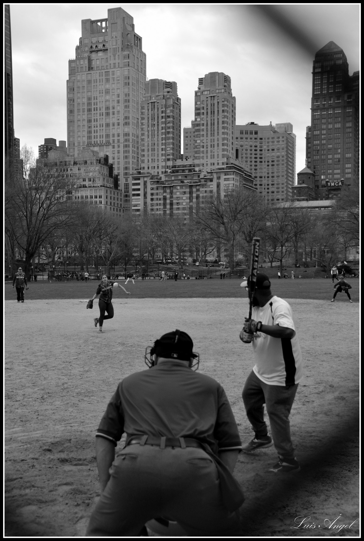 Nikon D3100 sample photo. Béisbol en central park photography